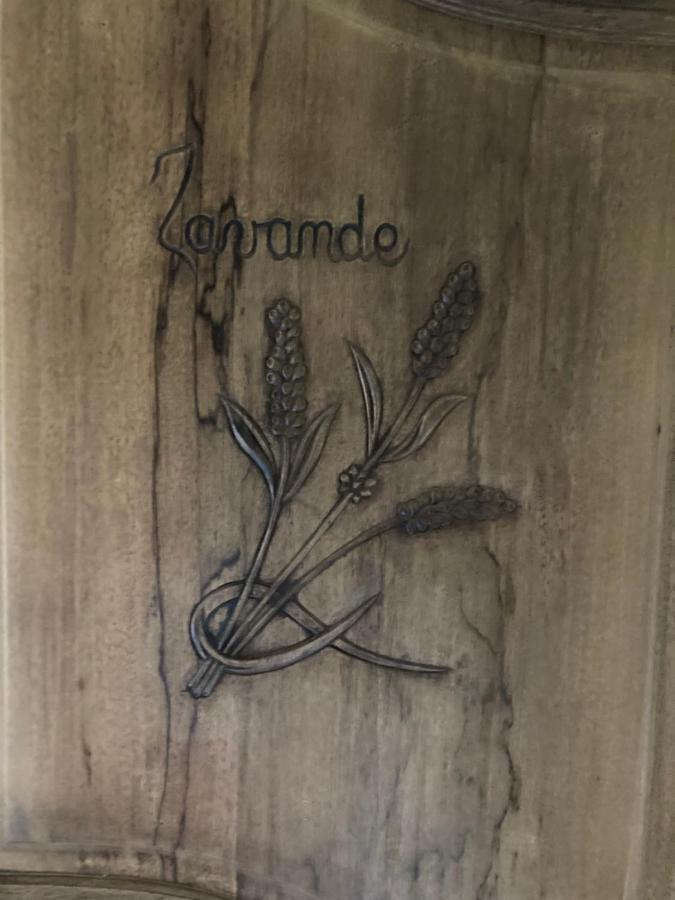Domaine De Combe Beluze Acomodação com café da manhã Mison Exterior foto