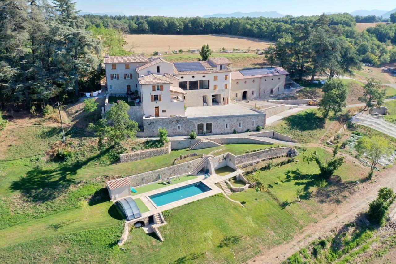 Domaine De Combe Beluze Acomodação com café da manhã Mison Exterior foto